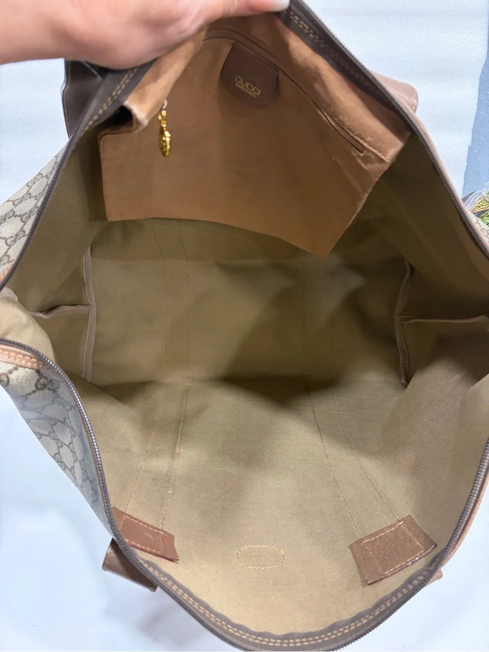 Gucci Beige Brown GG Supreme Canvas large travel tote